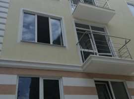 Продается очень светлая квартира в новом доме. Квартира угловая.С...