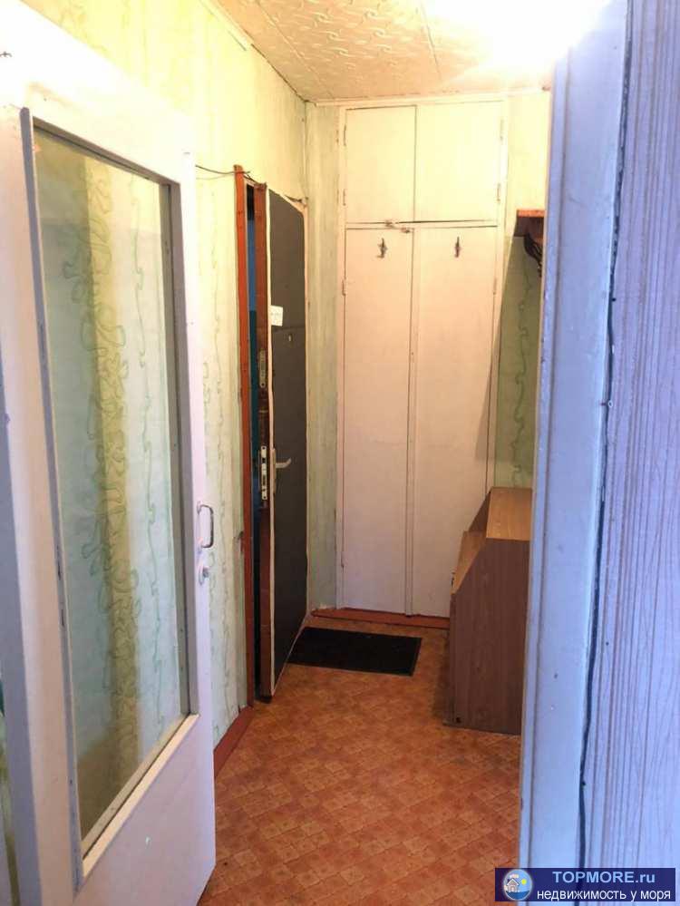 тихий спальный район, чистый воздух, буквально все необходимое для жизни в шаговой доступности, великолепный вид на...