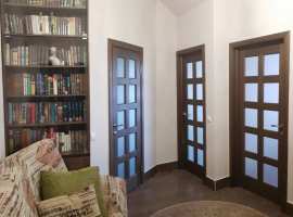 Двухкомнатная квартира с качественным новым ремонтом, встроенная...