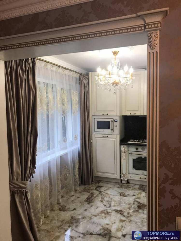 Продажа / Квартиры, Сочи, Парковая улица, 42 000 000 р. Лот № 115035. Продается отличная квартира в самом центре Сочи — в ровном месте, рядом с основными... - 1