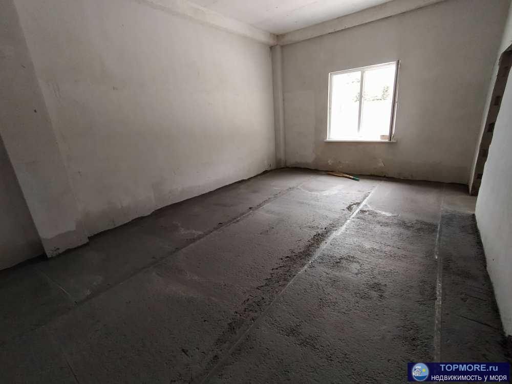 Шикарная просторная квартира в клубном доме в Красной поляне. Две полноценные комнаты, собственный выход на парковку.... - 2