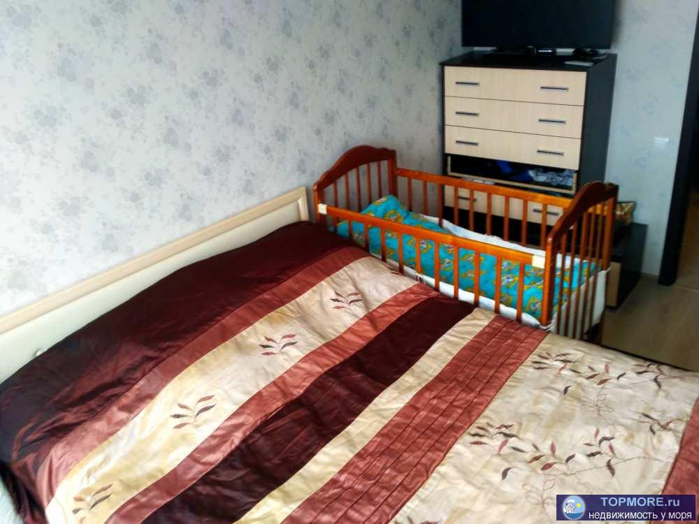 Продаю шикарную квартиру возле моря.Две изолированные комнаты и кухня-гостинная.Рядом 5 пляжей.магазины,кафе,рынок... - 1