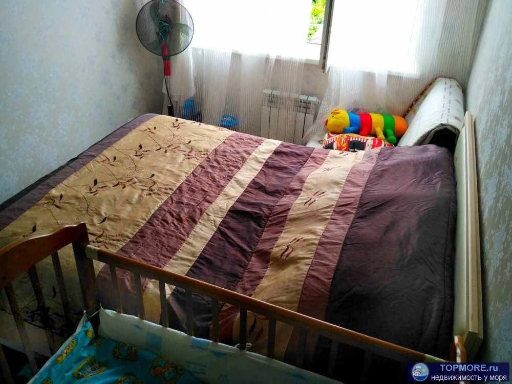 Продаю шикарную квартиру возле моря.Две изолированные комнаты и кухня-гостинная.Рядом 5 пляжей.магазины,кафе,рынок... - 2