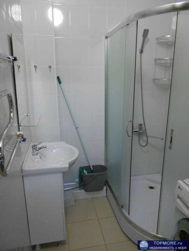 Срочно! Продается большая квартира в самом центре Эсто-садка! Очень Удобное месторасположение , отлтично развита... - 2