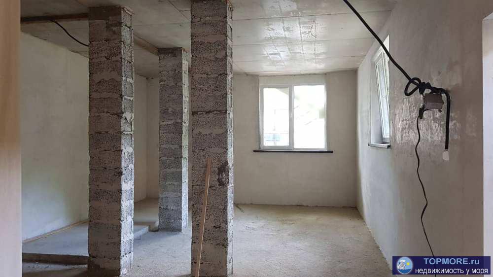 Продается в сданном клубном доме на 1 этаже квартира с черновой отделкой 74м2 в пос  Красная поляна дом сдан 2016...