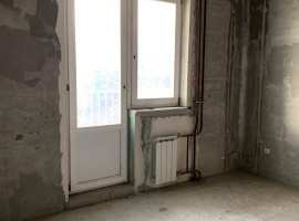 Продам трехкомнатную квартиру общей площади 100 кв м с потолками...