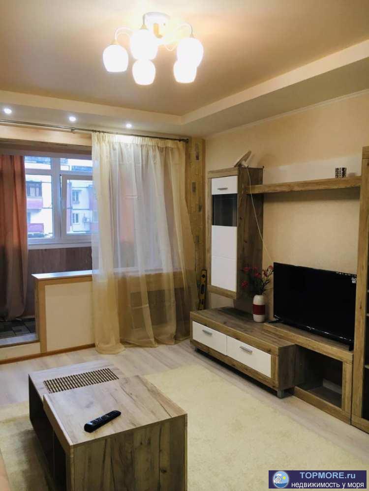 Продаётся 2-х комнатная квартира в Дагомысе со свежим ремонтом, новой мебелью и техникой. В квартире ни кто не живёт....