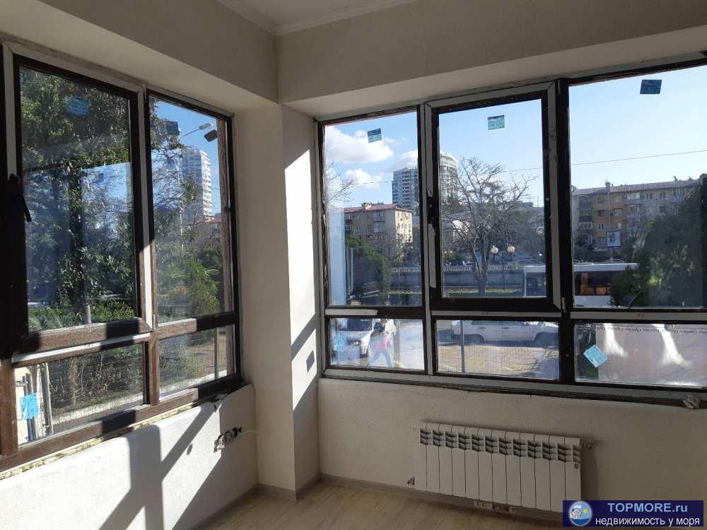 Продаются апартаменты в самом центре города  для сдачи в аренду круглогодично. Новый ремонт, мебель, техника,... - 1