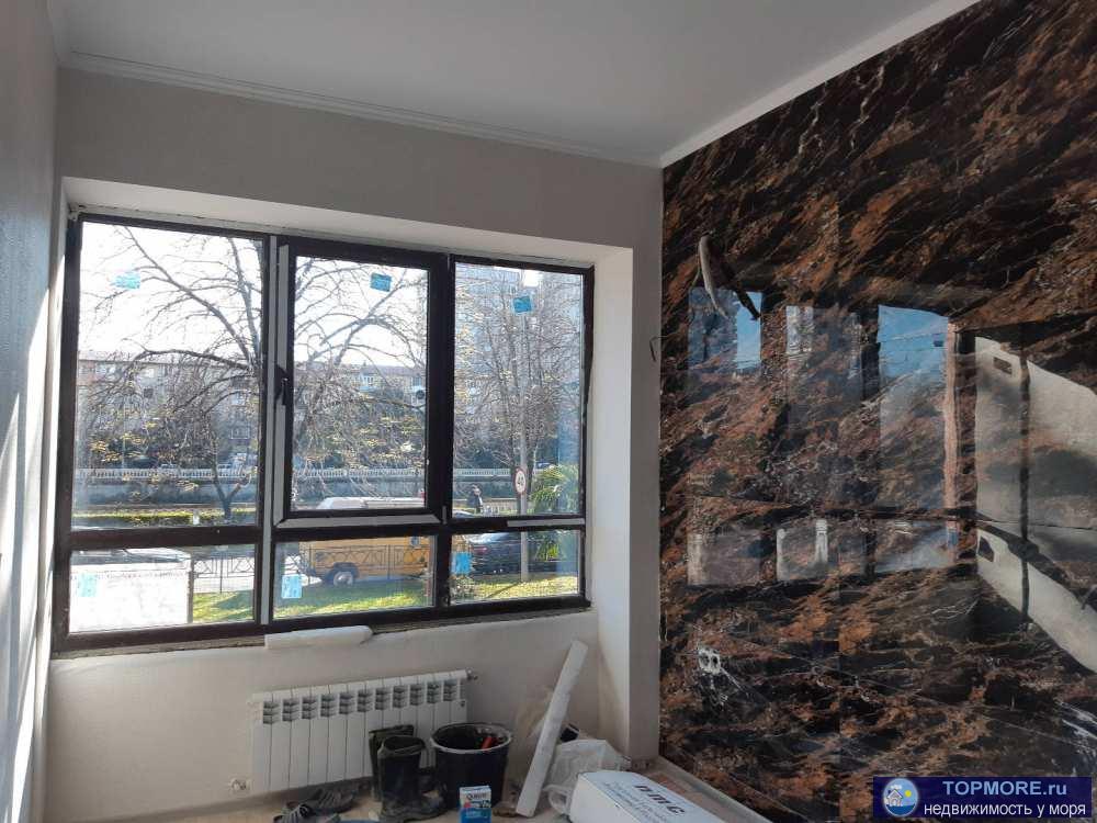 Продаются апартаменты в самом центре города  для сдачи в аренду круглогодично. Новый ремонт, мебель, техника,... - 2