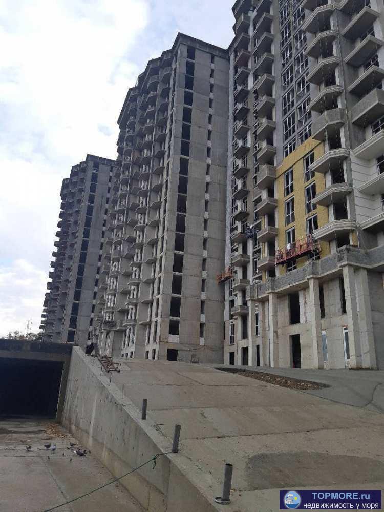 Продается однокомнатная квартира с великолепным видом на море и город. Придомовая территория. Парковка. До моря... - 1