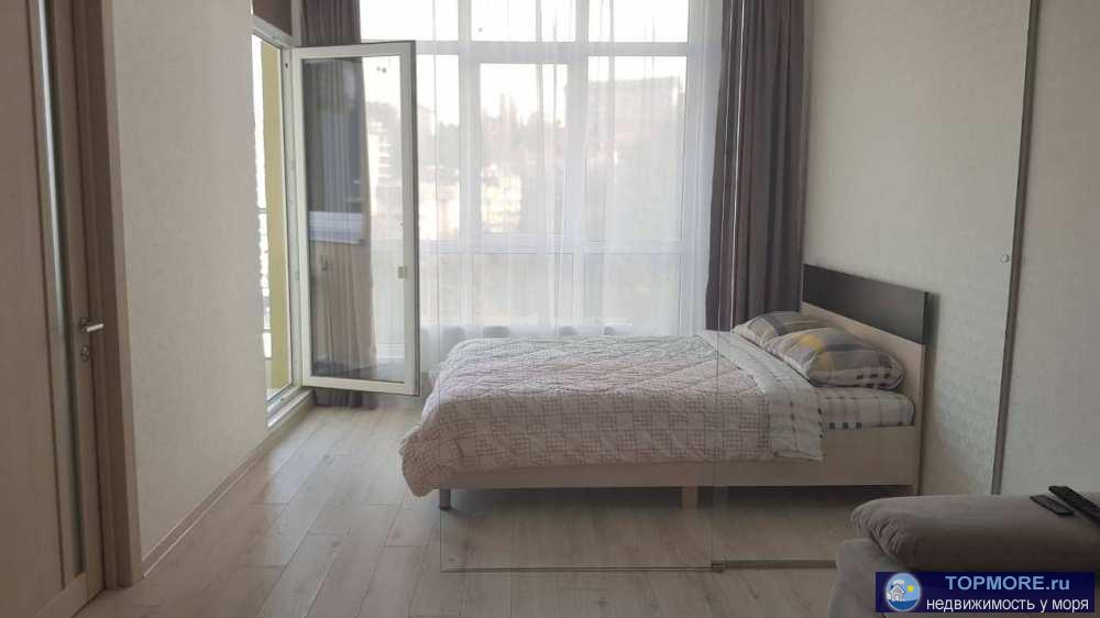 Жилой комплекс Крокус, пер Горького д 18Площадь 44 метра квадратных, высокий этаж, балкон, вид на горыНовый ремонт,...