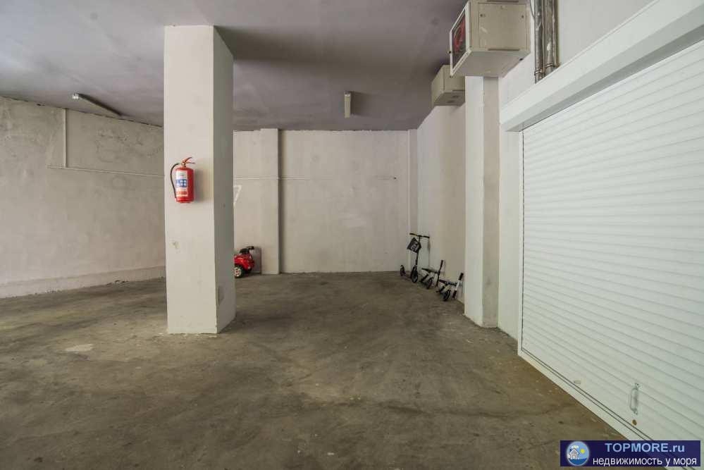  Продаю двухкомнатные апартаменты с кухней-гостиной на самом берегу моря с выходом на террасу из спальни и из кухни,... - 1