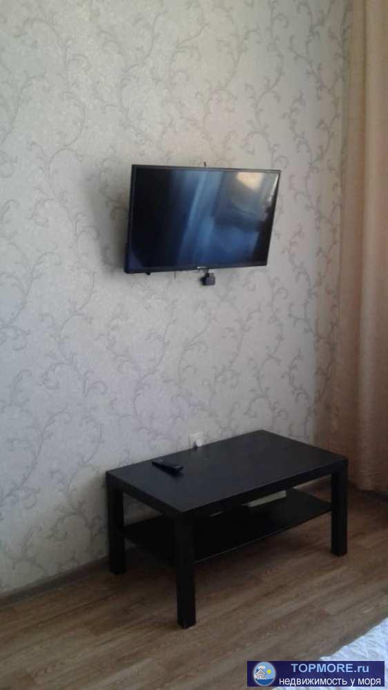 Продаю квартиру у моря.30 кв м студия. Ремонт, мебель - заходи и живиСтатус квартира. До черноморского побережья 300... - 1