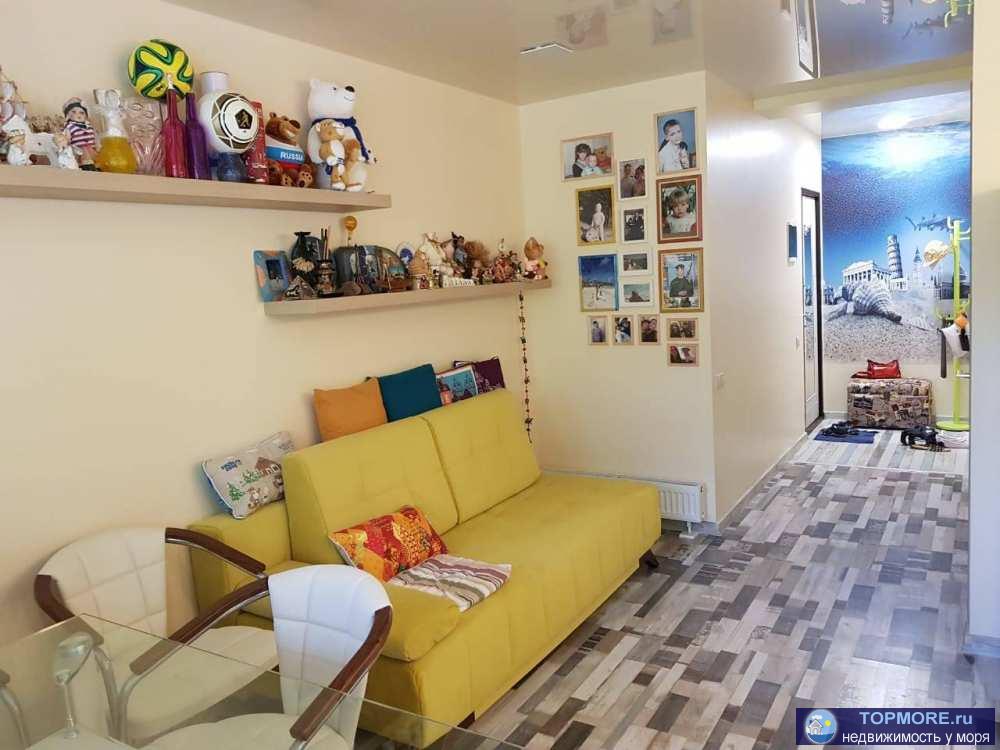 Продаю квартиру-студию. В квартире выполнен качественный ремонт, есть вся необходимая мебель и техника. Просторный...