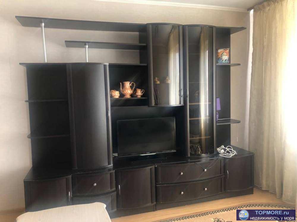 Продаю просторную 3-комнатную 2-ух уровневую квартиру в высотном панельном доме в центре Дагомыса! Статус квартира!... - 1