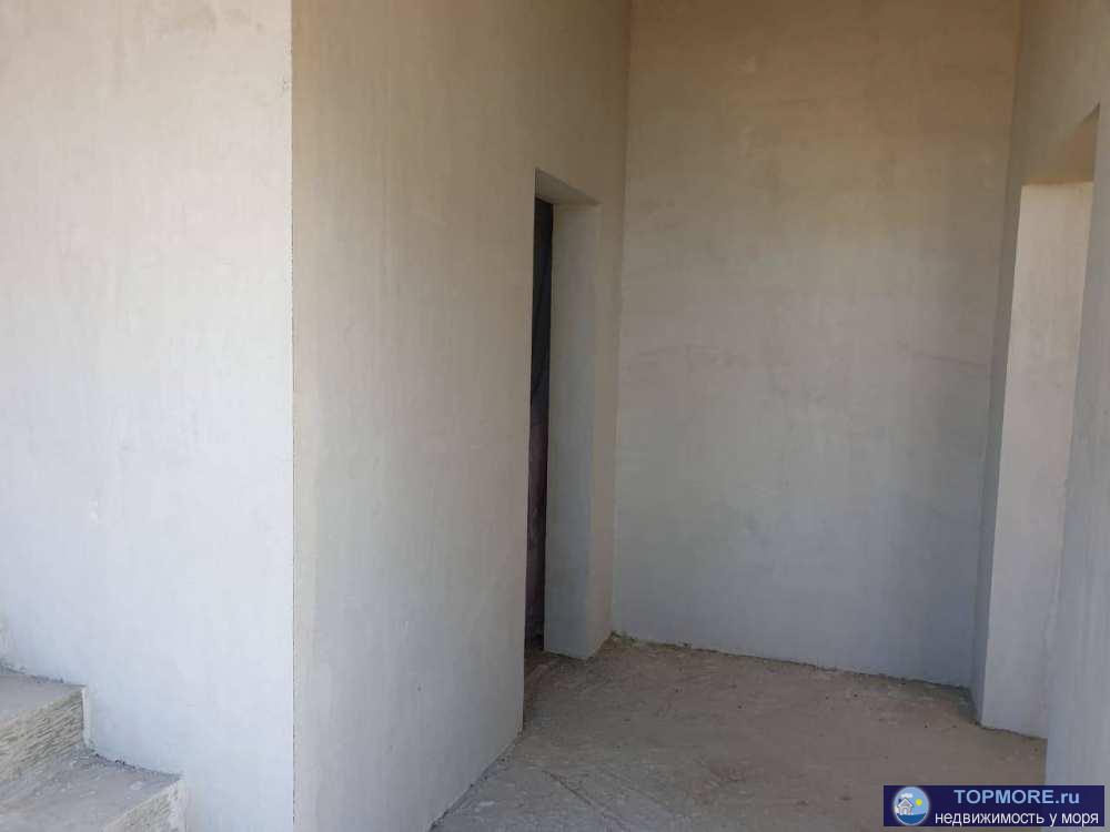 Замечательный дом, 240 квм.; монолит с заполненинием; предчистовая отделка, свободная планировка, все коммуникации.... - 2