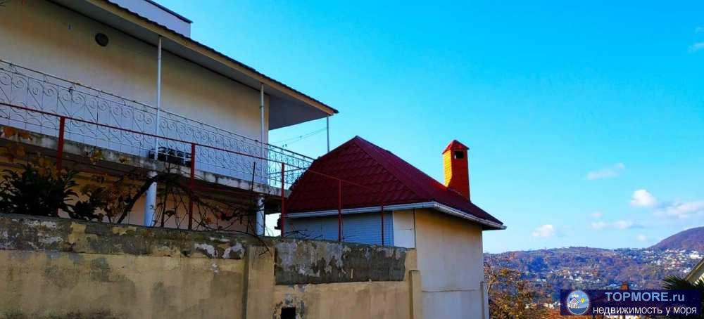 Капитальный жилой дом на Абовяна (Макаренко верх)2 этажа: 1 этаж: гостиная (35кв м), большая кухня с видом на горы,... - 2