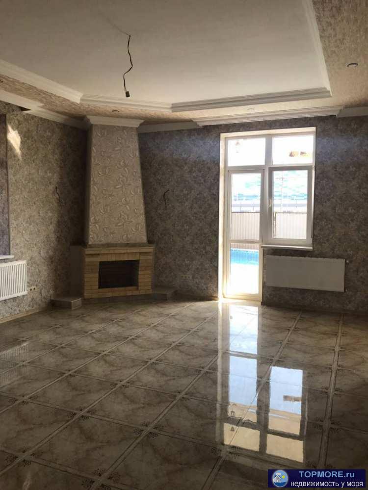 Продаю жилой дом с земельным участом! Площадь дома 243 кв метра + хоз.блоки по 27 кв метров. Общая- 270 кв.Земля-...