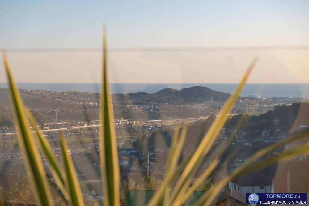 Инфраструктура: 10 мин на автомобиле до моря, 5 мин до аэропорта, 30 мин до Красной Поляны. В продаже новый дом с...