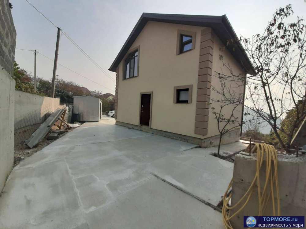 Новый двухэтажный дом 104м2 на участке 4 сотки в Черешне, Афонская ул, все коммуникации подключены, сваи, сейсмопояс,...