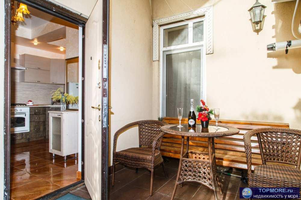 Продам 3-х этажный доходный дом в центре Сочи возле моря.Первый этаж- 60кв.м сдается под коммерцию (салон красоты),... - 2