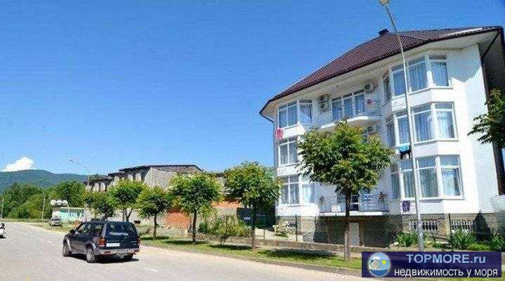 Продаётся готовый бизнес в курортном посёлке Лазаревское.Дом 549 кв,4 эт + мансарда,25 номеров с удобствами,столовая...