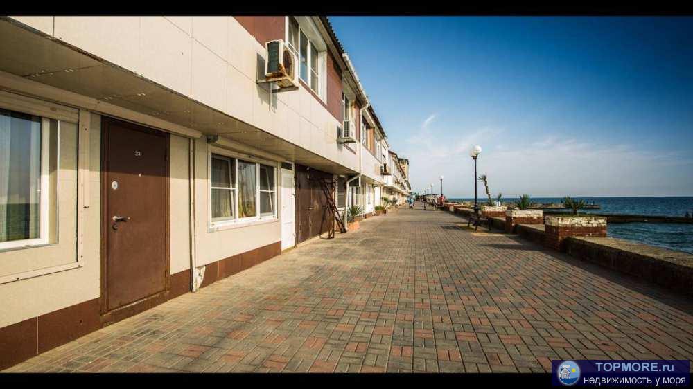 Предлагается к продаже эллинг площадью 65 кв.м. В доме - 2 этажа, 3 комнаты, сделан отличный ремонт в светлых тонах,...