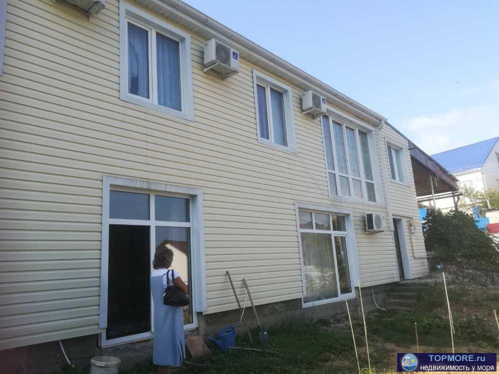 Продается 1/2 часть дома, расположенного по дороге на Красную поляну в с.Молдовка. Дом монолитный, с блочным... - 1