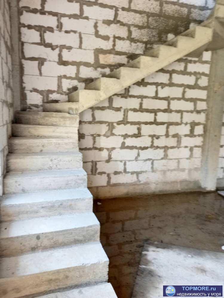 продам двойной коттедж (можно разделить на две части по 162 кв. метра.)Коттедж находится в центральной части города... - 1