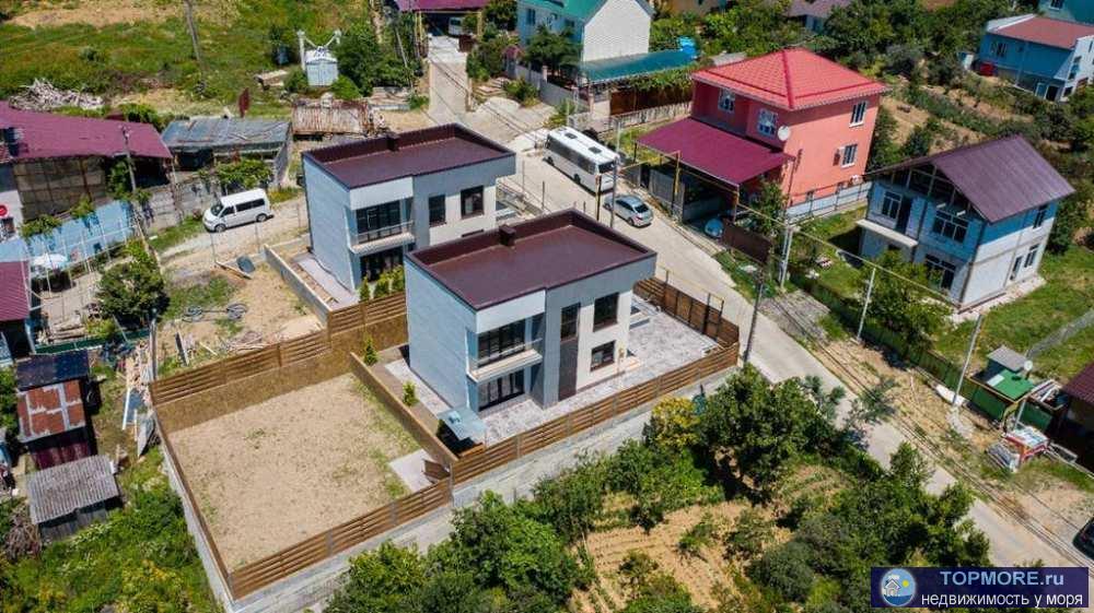 кп Эдем - 2 современных коттеджа, построены в тихом уютном месте с ровным заездом.С балконов дома открывается...