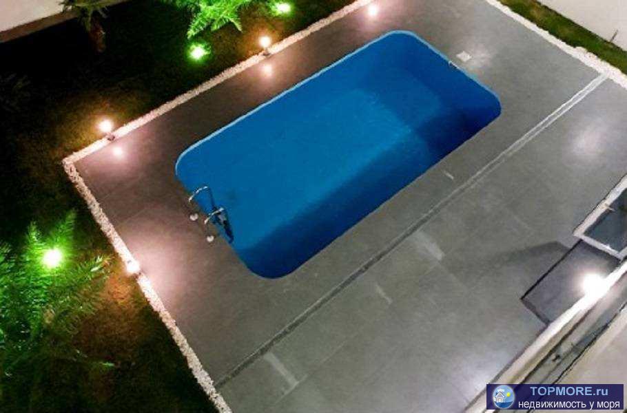 Где ты, где ты, отчий дом,Гревший спину под бугром?Синий, синий мой цветок,Неприхоженный песок.Где ты, где ты, отчий... - 2