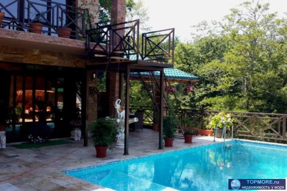 Продаю дом в коттеджном поселке закрытого типа в экологически чистом и живописном  районе Сочи.поселок окружен лесным... - 2