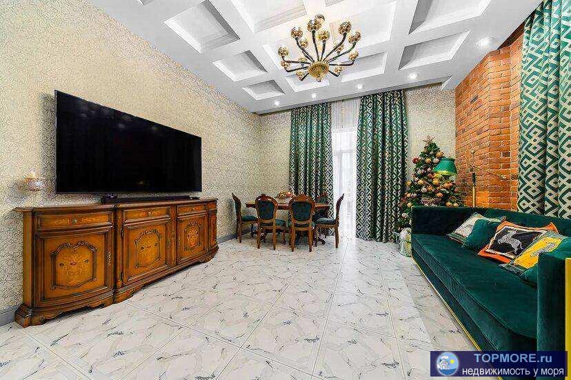 Продам Таунхаус в закрытом охраняемом посёлке . Дом с новым ремонтом и мебелью. Распланирован в три спальни,...