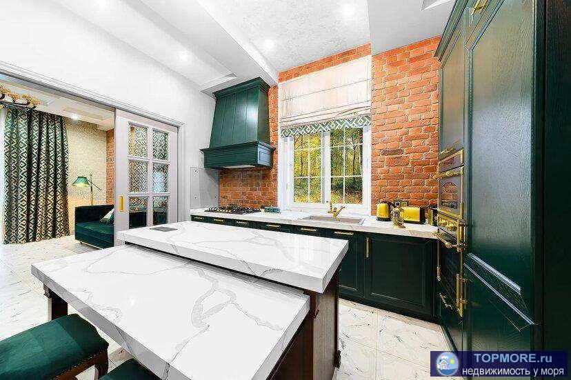 Продам Таунхаус в закрытом охраняемом посёлке . Дом с новым ремонтом и мебелью. Распланирован в три спальни,... - 2