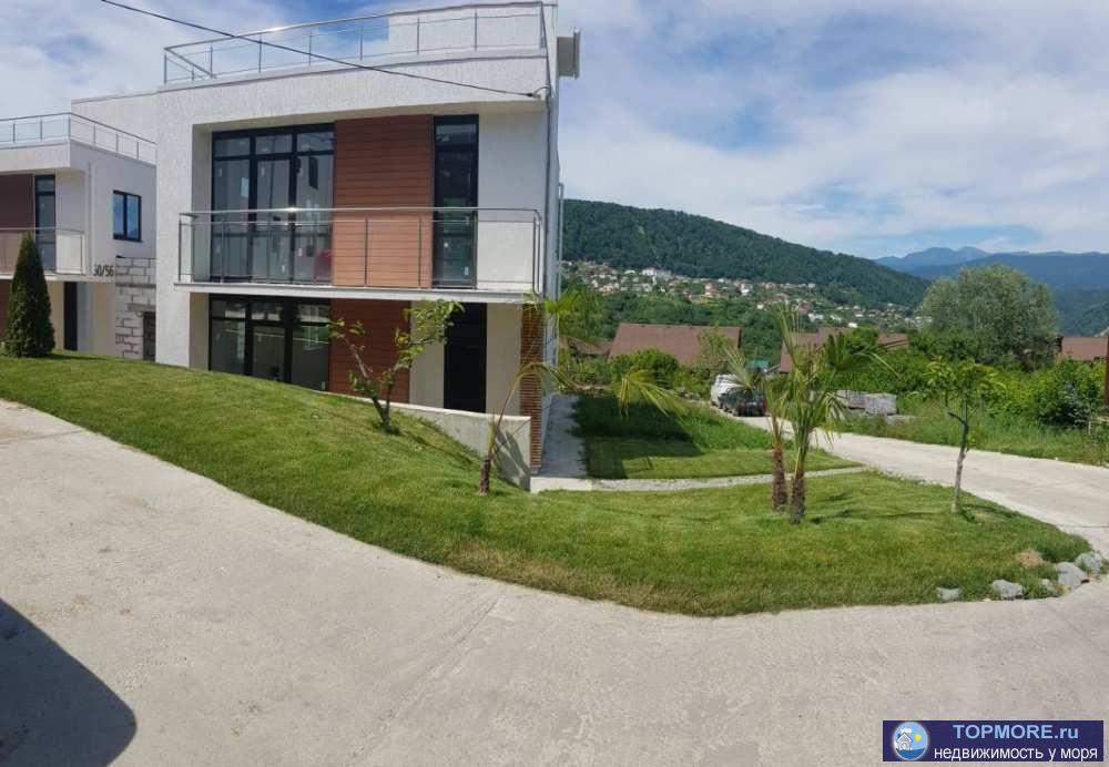 Продается коттедж свободной планировки в коттеджном поселке, расположенном внепосредственной близости к...