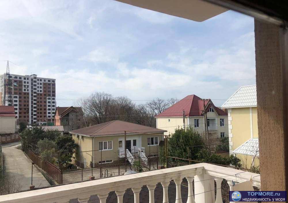 Продаю капитальное качественно построенное домовладение. Основательный фундамент, Железобетонные перекрытия, лестница...