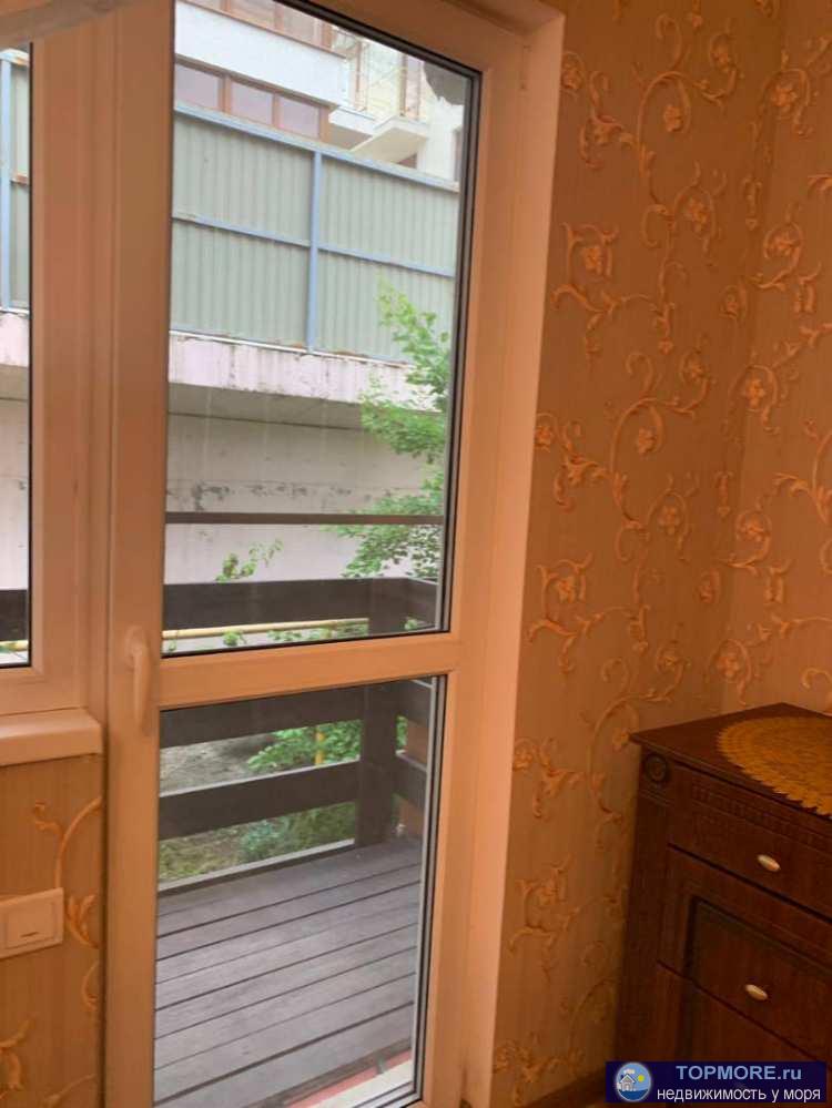 Продается танхаус три этажа 97,3м2 плюс мансарда, можно сделать отдельный вход и сдавать в аренду. Есть персики,...