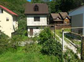 Продаю коттедж в стиле шале, 200 кв.м, хорошая планировка: 1 этаж -...