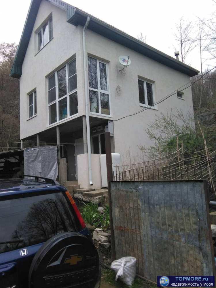 На Черноморском побережье в Лазаревском районе города Сочи, среди гор и леса продается новый дом 2015 года постройки...