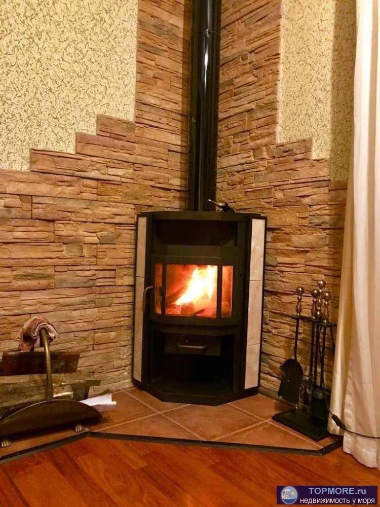 Продается капитальный дом в зеленом и спокойном районе города Мацеста. Площадь дома 200 кв, три этажа. Удачно... - 1