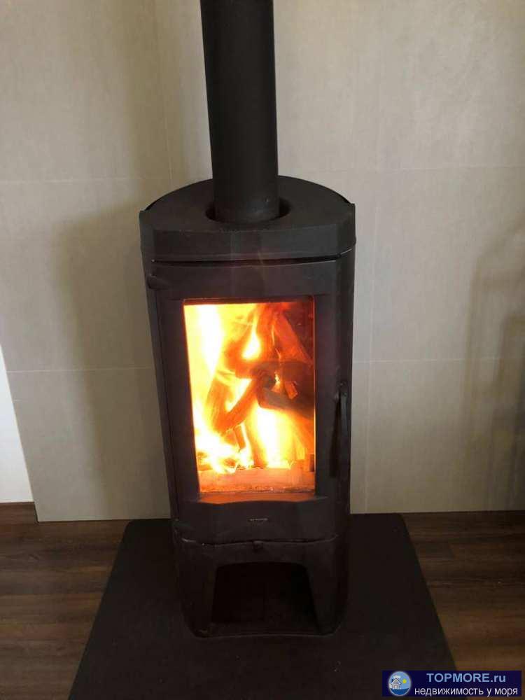 Крепкий кирпичный дом в живописном  месте рядом с остановкой на большом участке с прекрассным садом Все документы... - 2