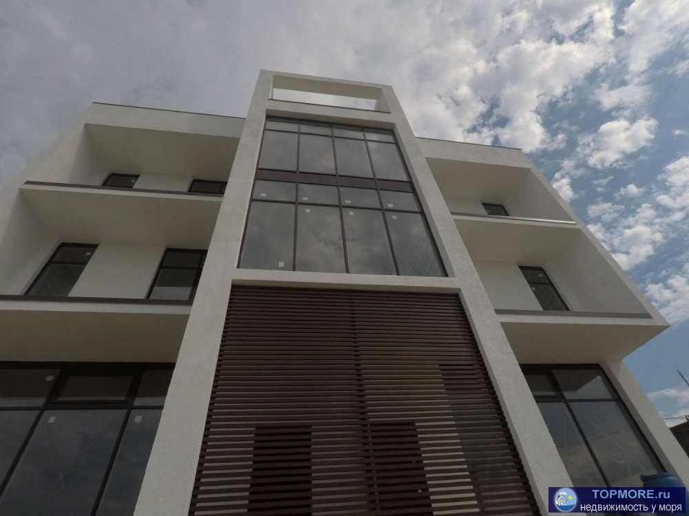 Продается современный дом с элементами стиля Хай-тек. Минимальная площадь 132,3 кв. + 25 кв.м. терраса. На первом...