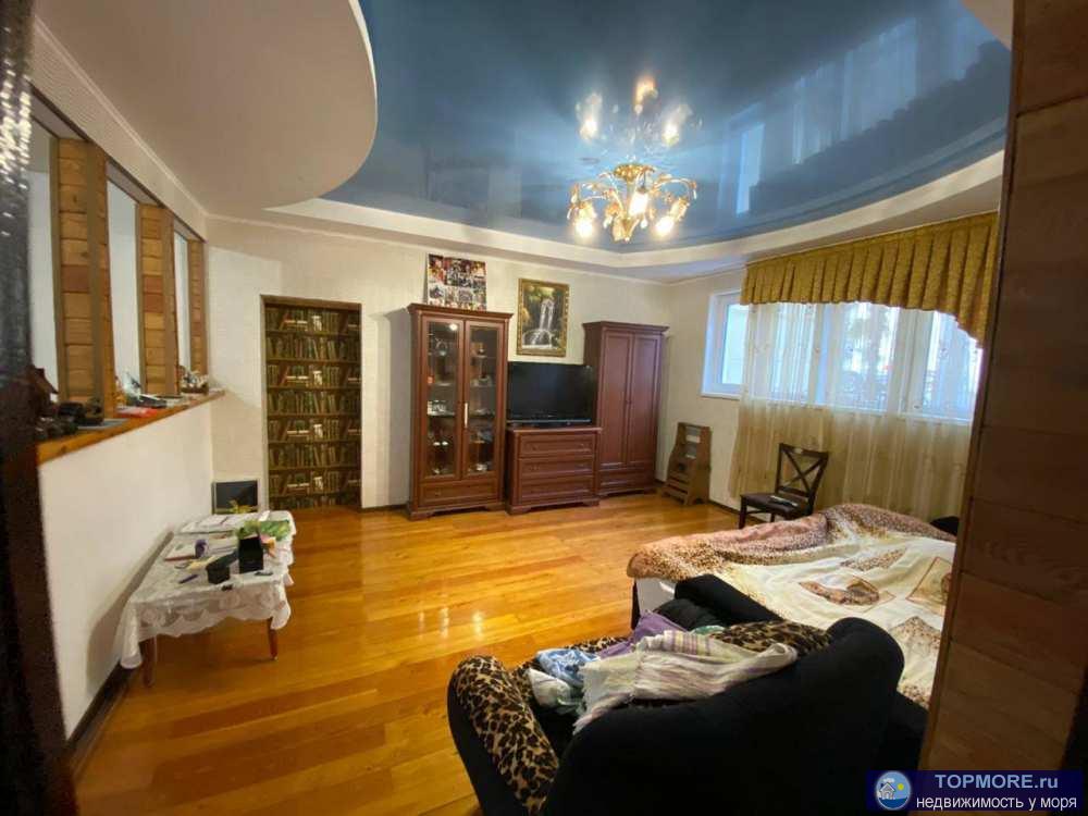 Продаётся 2-этажный дом в Кудепсте 159 кв.м. земля 4,5 соток, дом с ремонтом. - 1