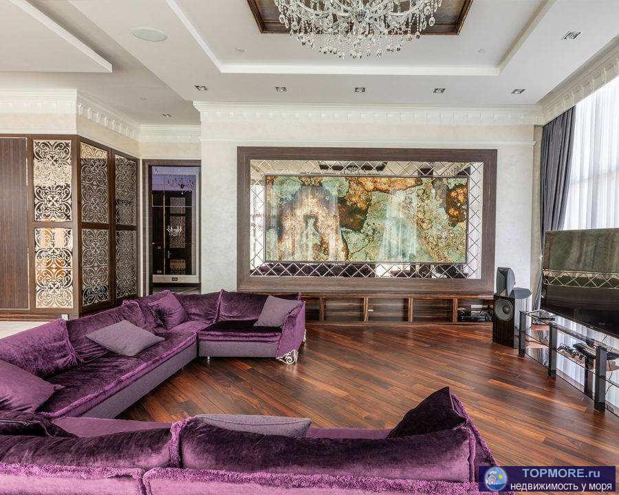 Площадь: 686 м2. Планировка:  7 комнат  с отдельными ванными комнатами , просторными террасами с плетенной мебелью,...