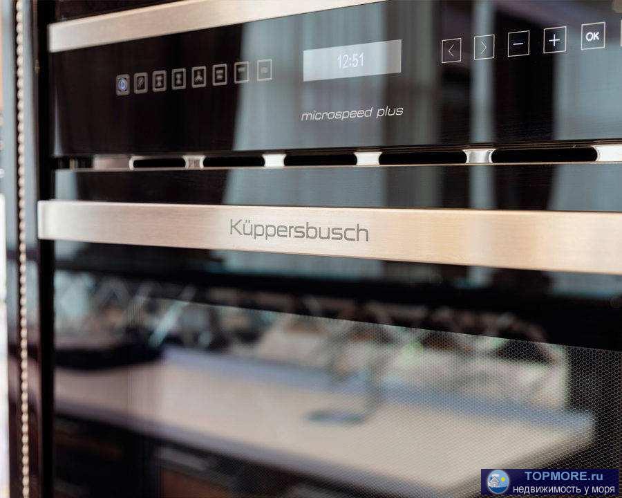  Продаю виллу на берегу моря. Планировка:  7 комнат  с отдельными ванными комнатами, просторными террасами с... - 1