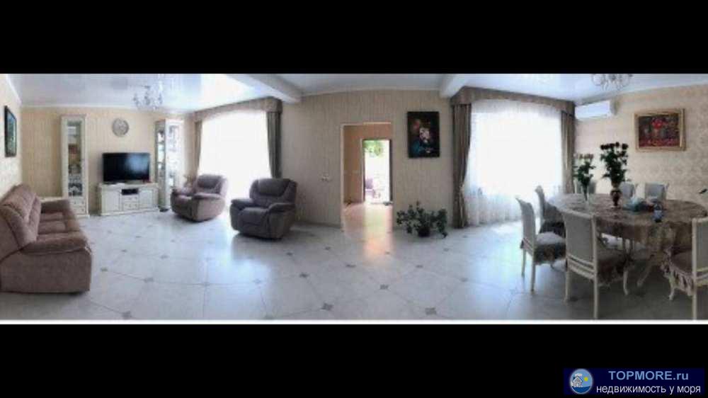 Новый дом расположен в Хостинском районе г.Сочи  1эт. прихожая, кухня- гостиная, санузел. 2эт.три спальни санузел, 3...