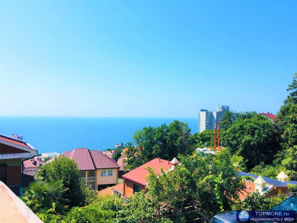 Продается таун хаус в элитном поселке Газпром На Благодатном! 4 комнаты,два санузла.Свой уютный дворик 30 кв,где... - 2