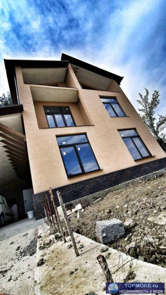 Продаю абсолютно новый 3 этажный дом, на участке 6 сот. Предчистовая отделка.Все коммуникации на участке - свет,... - 2