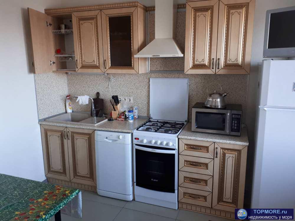 Лот № 107576. К продаже предлагается уютный, просторный дом, площадью 420м2, расположенных в трех этажах на 9,2... - 1