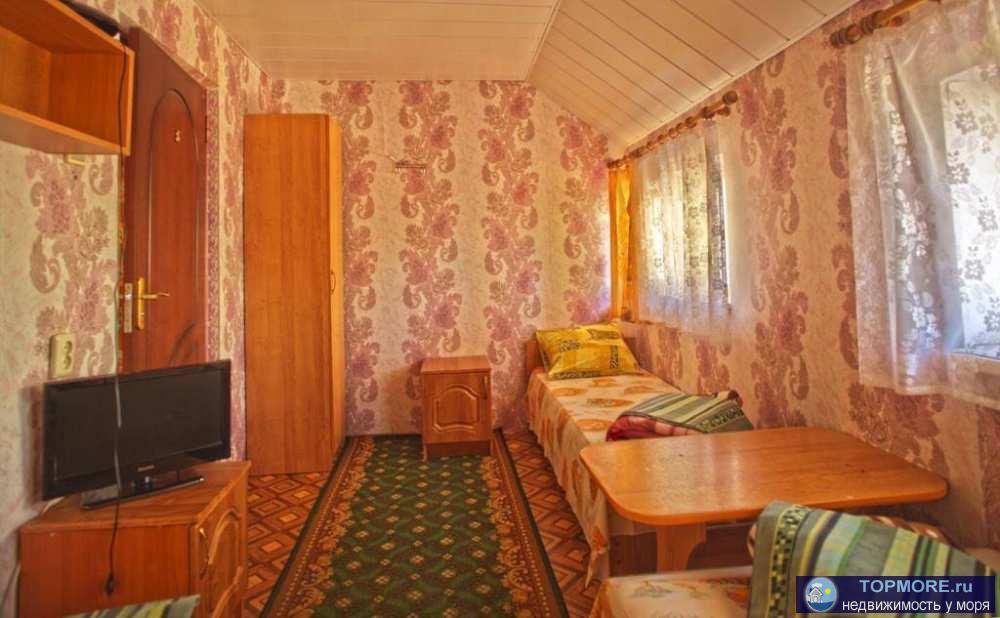 Продается домовладение в центре поселка. Первый этаж для личного проживания, 2 и 3 для сдачи, готовый бизнес 100%... - 2